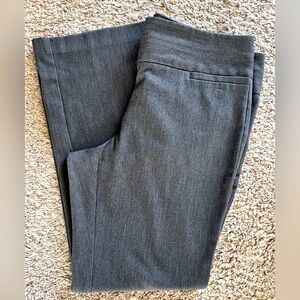 Maurice’s Women’s 9/10 short Dress Pants Gray